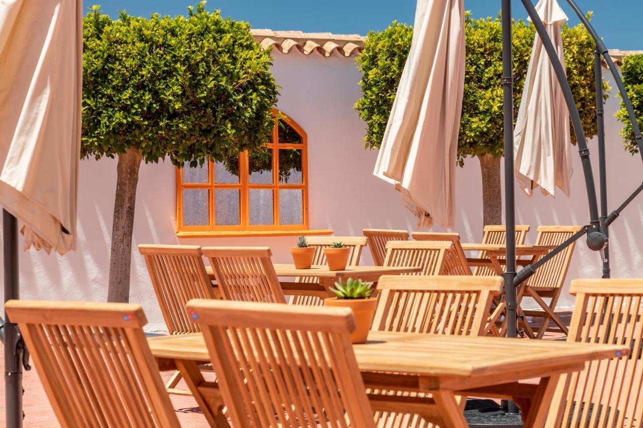 Hotel Marhava Conil De La Frontera Exteriér fotografie
